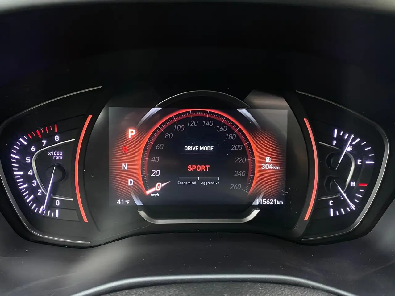 Hyundai SANTA FE снимка Hyundai SANTA FE