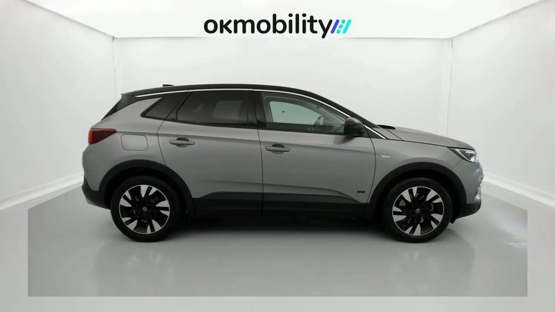 Opel Grandland X 1.6 PHEV 300 AT ultimate Plateado - 2