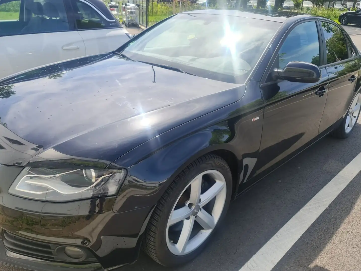 Audi A4 2.0 TDI S line Sportpaket (plus) Leder navi kamera Schwarz - 2