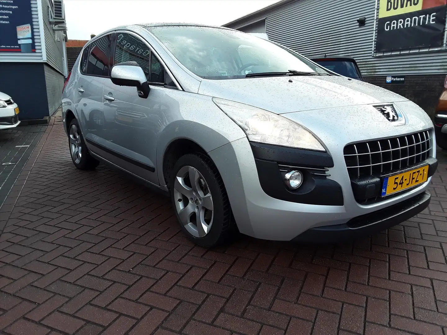 Peugeot 3008 1.6 16V VTI Première Grijs - 2