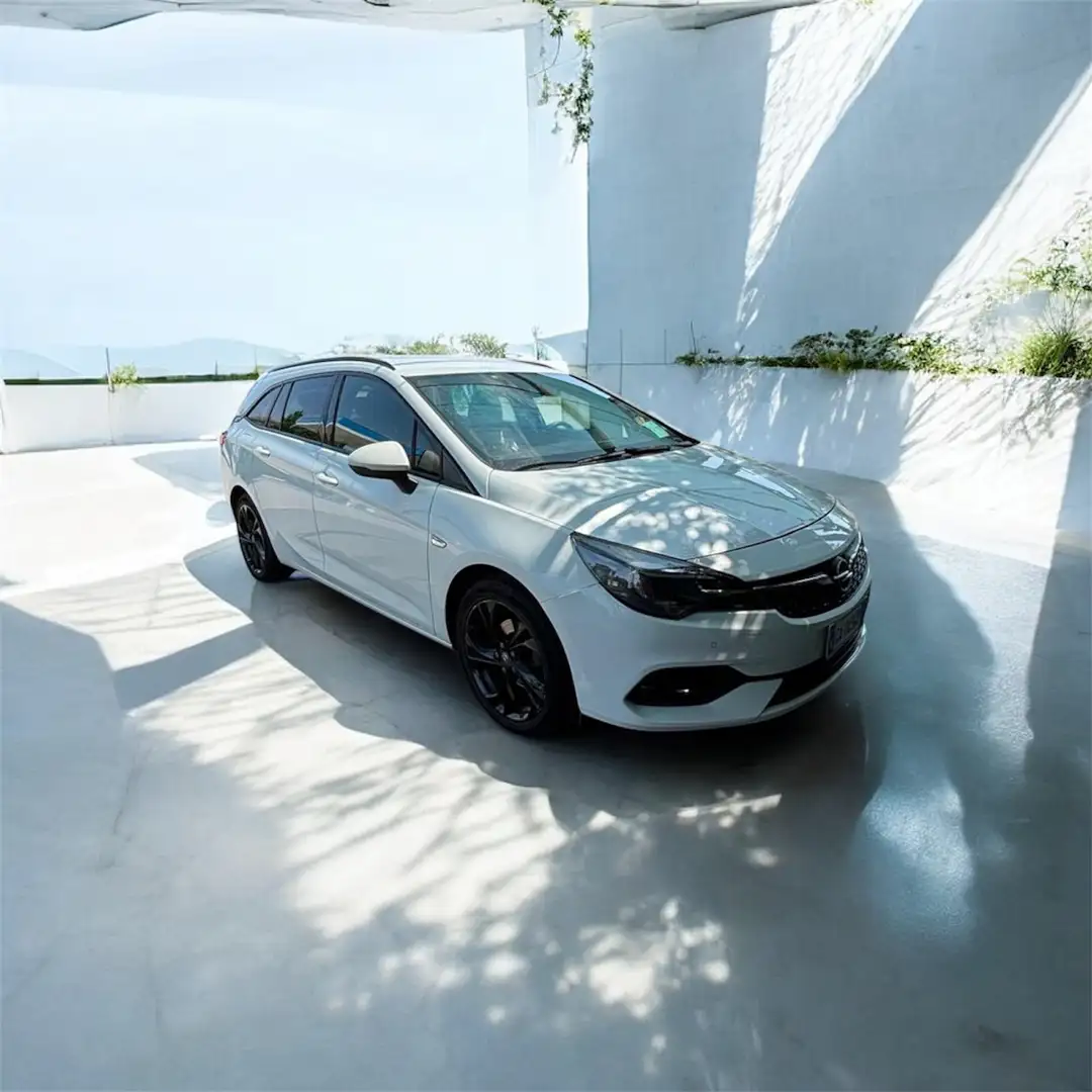 Opel Astra Astra V 2020 Sports Tourer Sports Tourer1.5 GsLine Bianco - 1