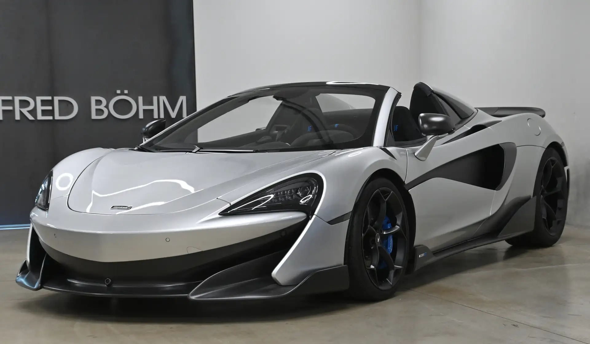 맥라렌 600LT Spider 2022 은색 사진 7
