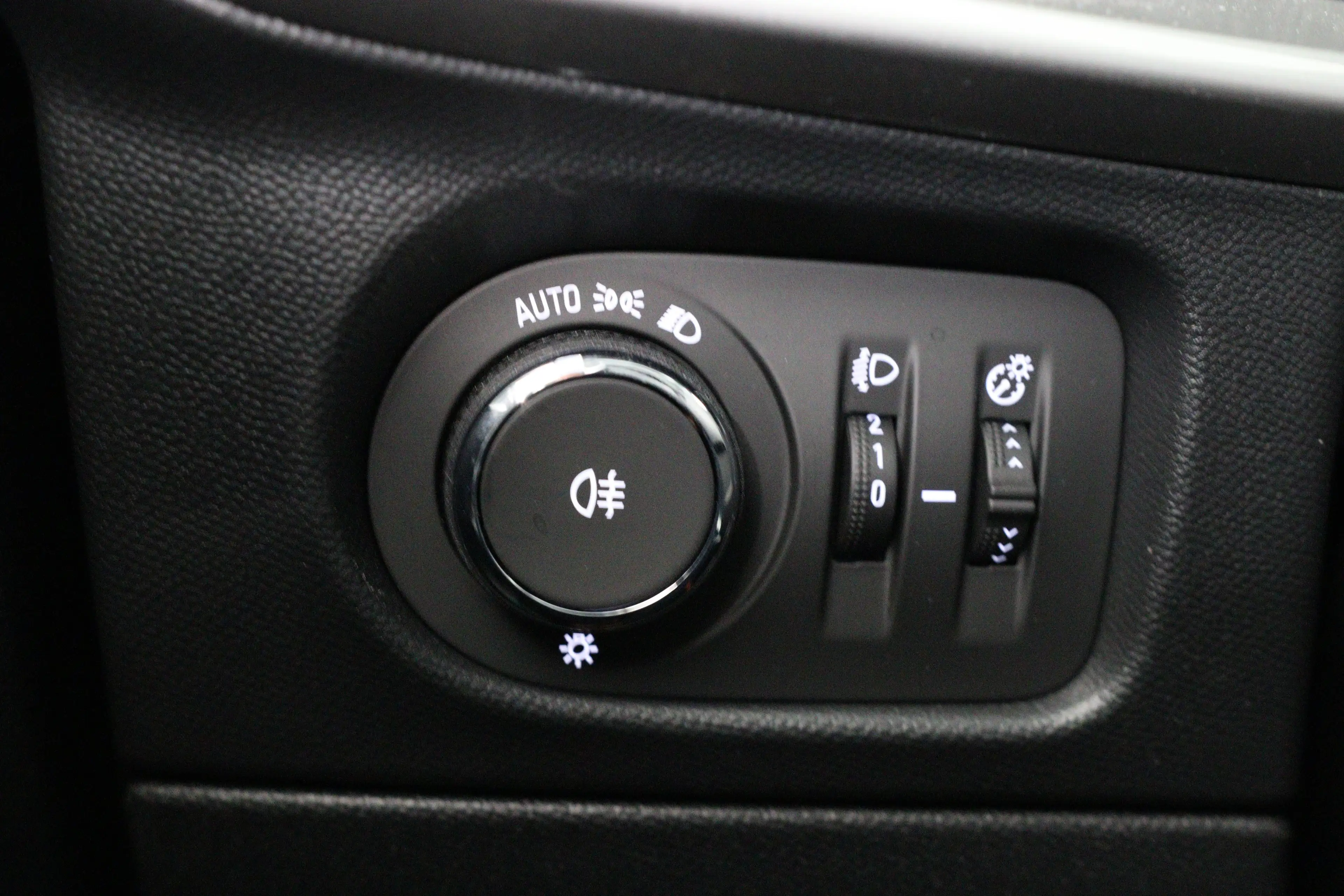 Opel Mokka-E Electric Elegance 50 kWh 3 Fase | SOH 100% | Deale — photo 27