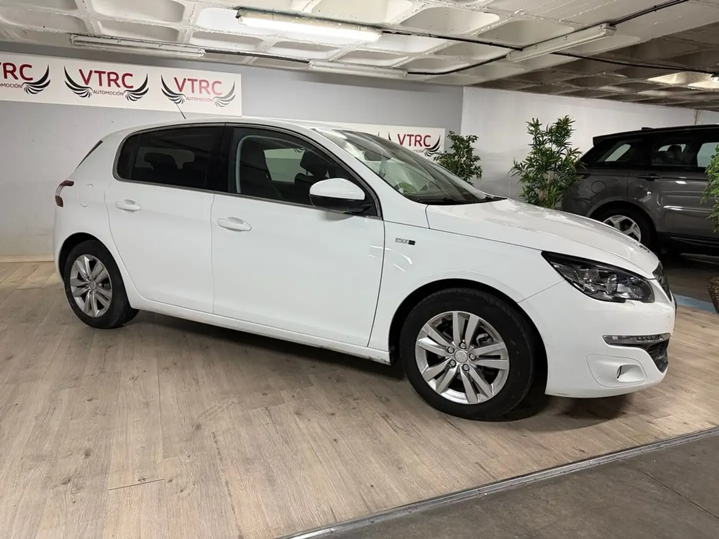 Peugeot 308 1.2 l Blanc - 2