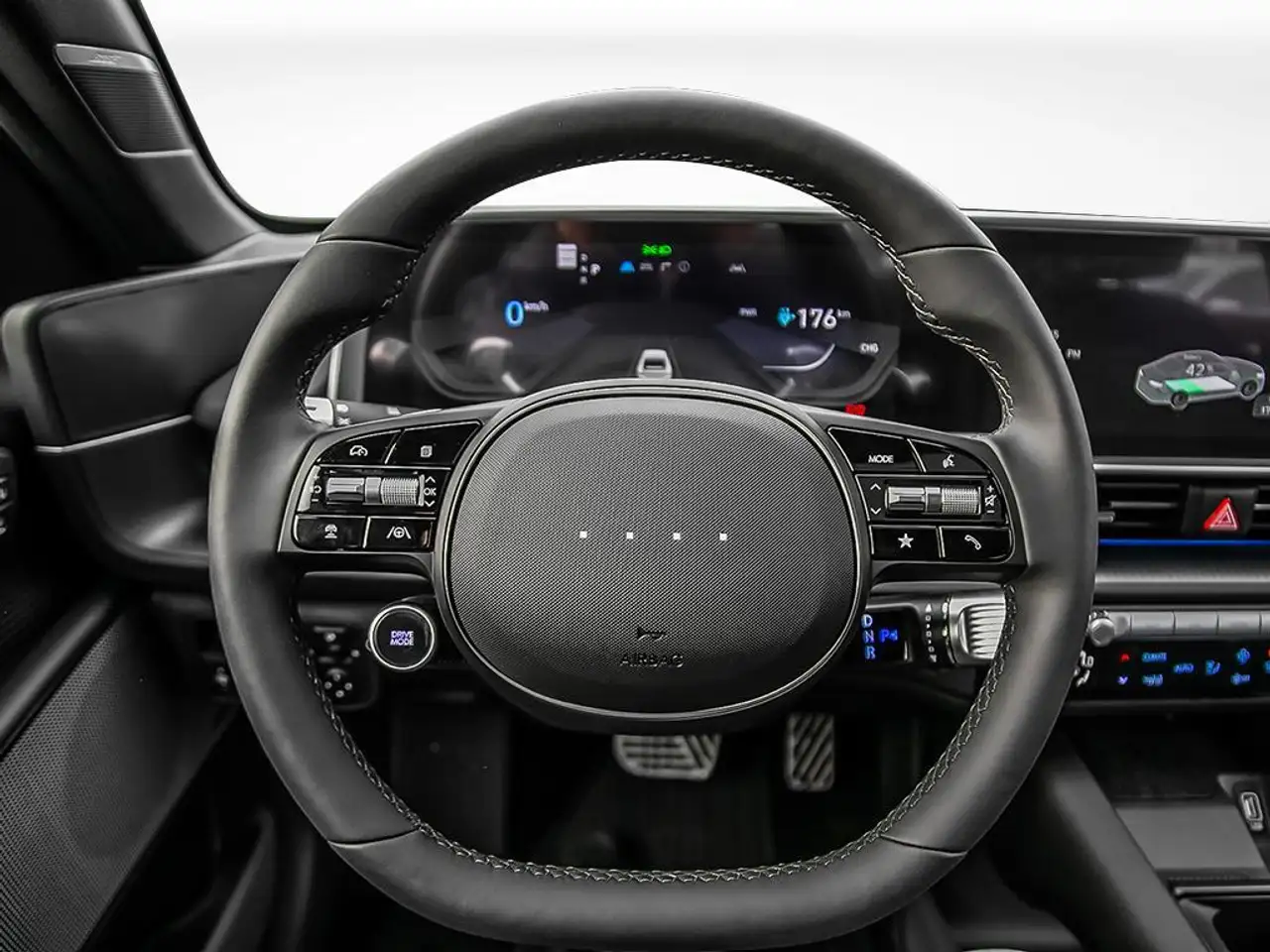 Hyundai IONIQ 6 снимка Hyundai IONIQ 6