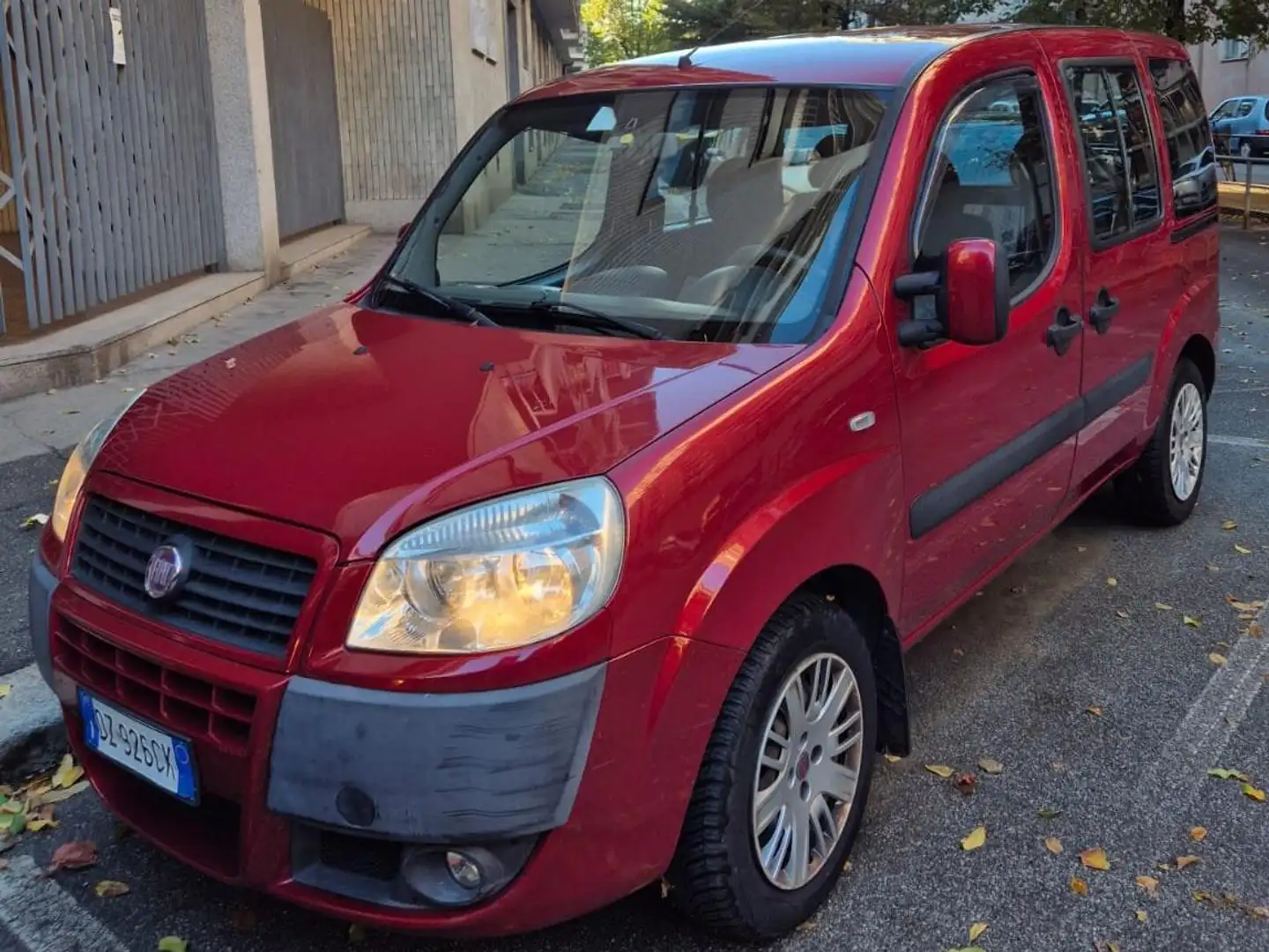 Fiat Doblo Doblo 1.4 Dynamic Red - 1