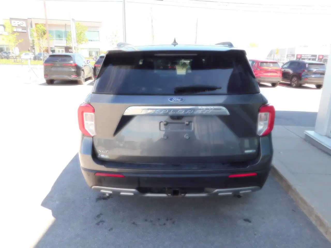 Ford Explorer снимка Ford Explorer