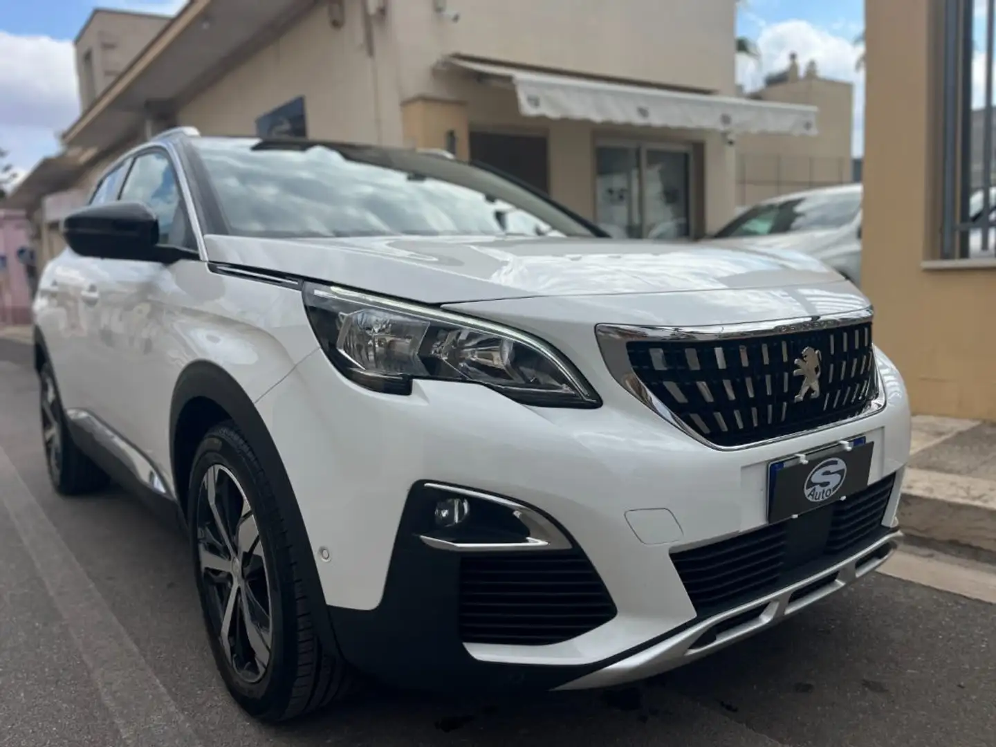 Peugeot 3008 1.6BlueHDi 120 EAT6 Allure Blanc - 2