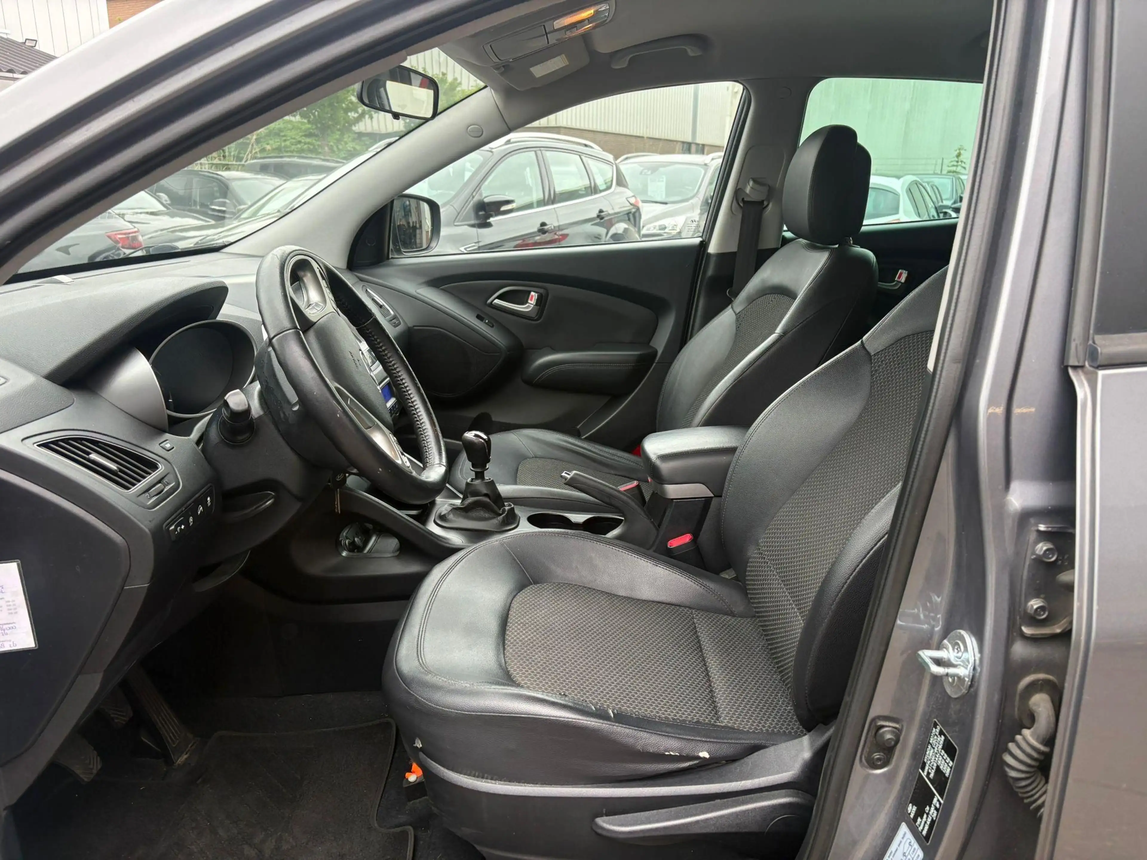 Hyundai iX35 1.6i GDI Business Edition Clima, cruise, camera — photo 8