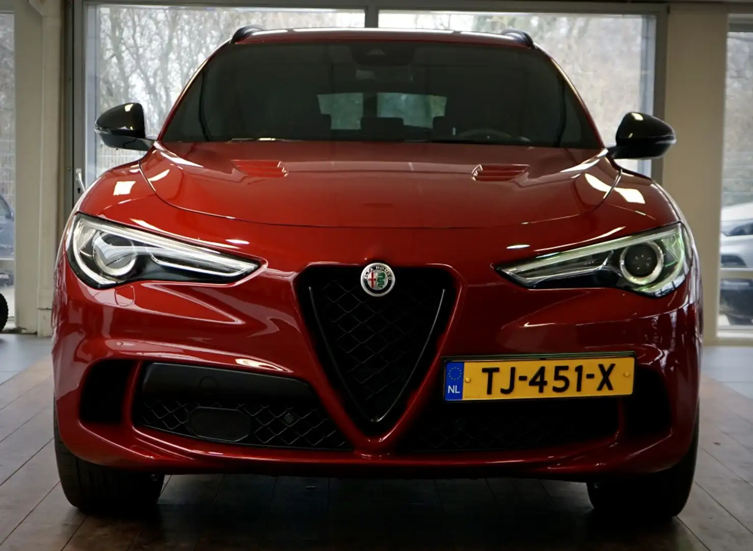 Alfa Romeo Stelvio 2.9 V6 AWD Quadrifoglio Rood - 2