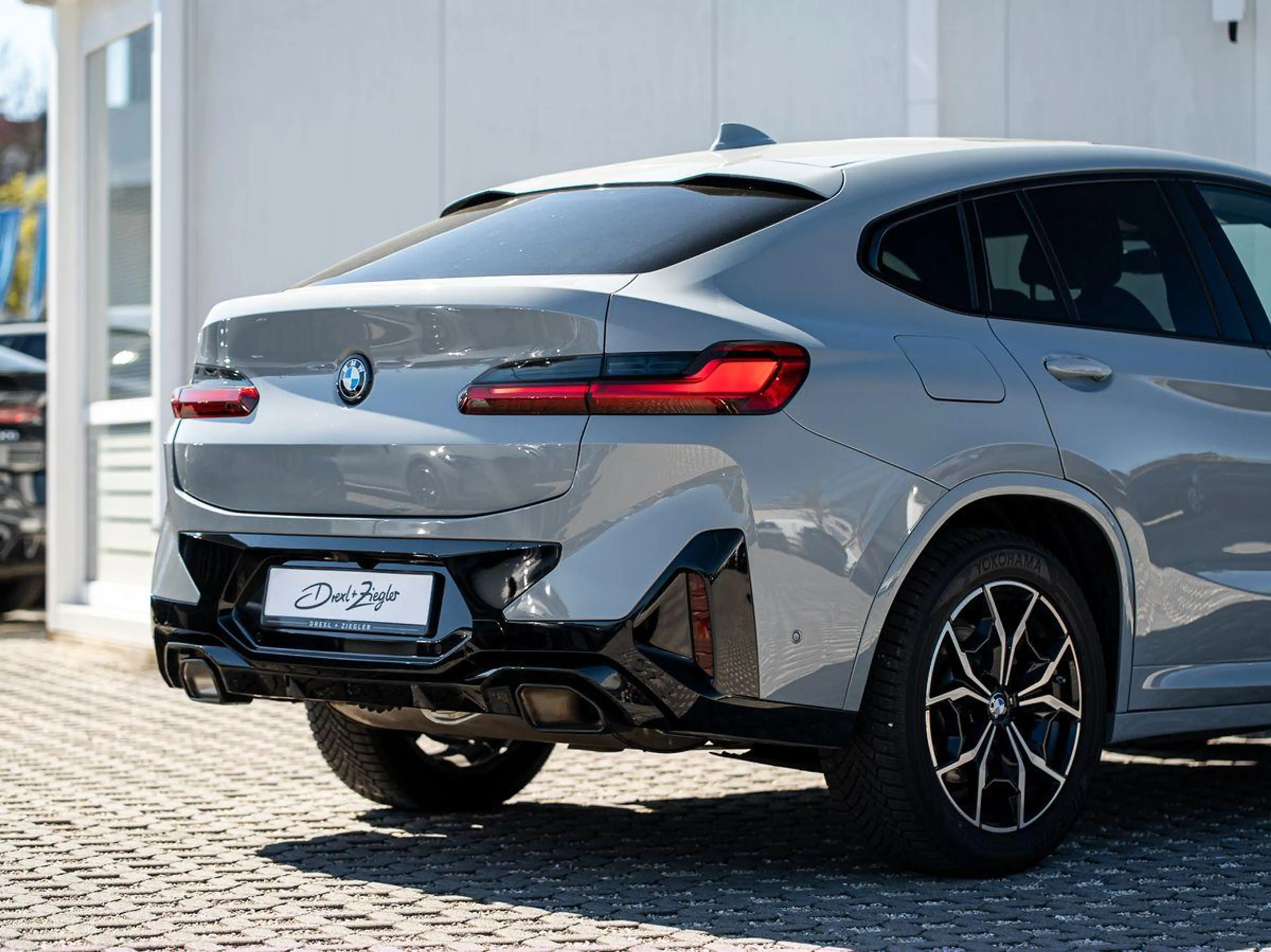 BMW X4 xDrive30i M-Sport AHK PANO HuD ACC Laser KoZg — photo 8