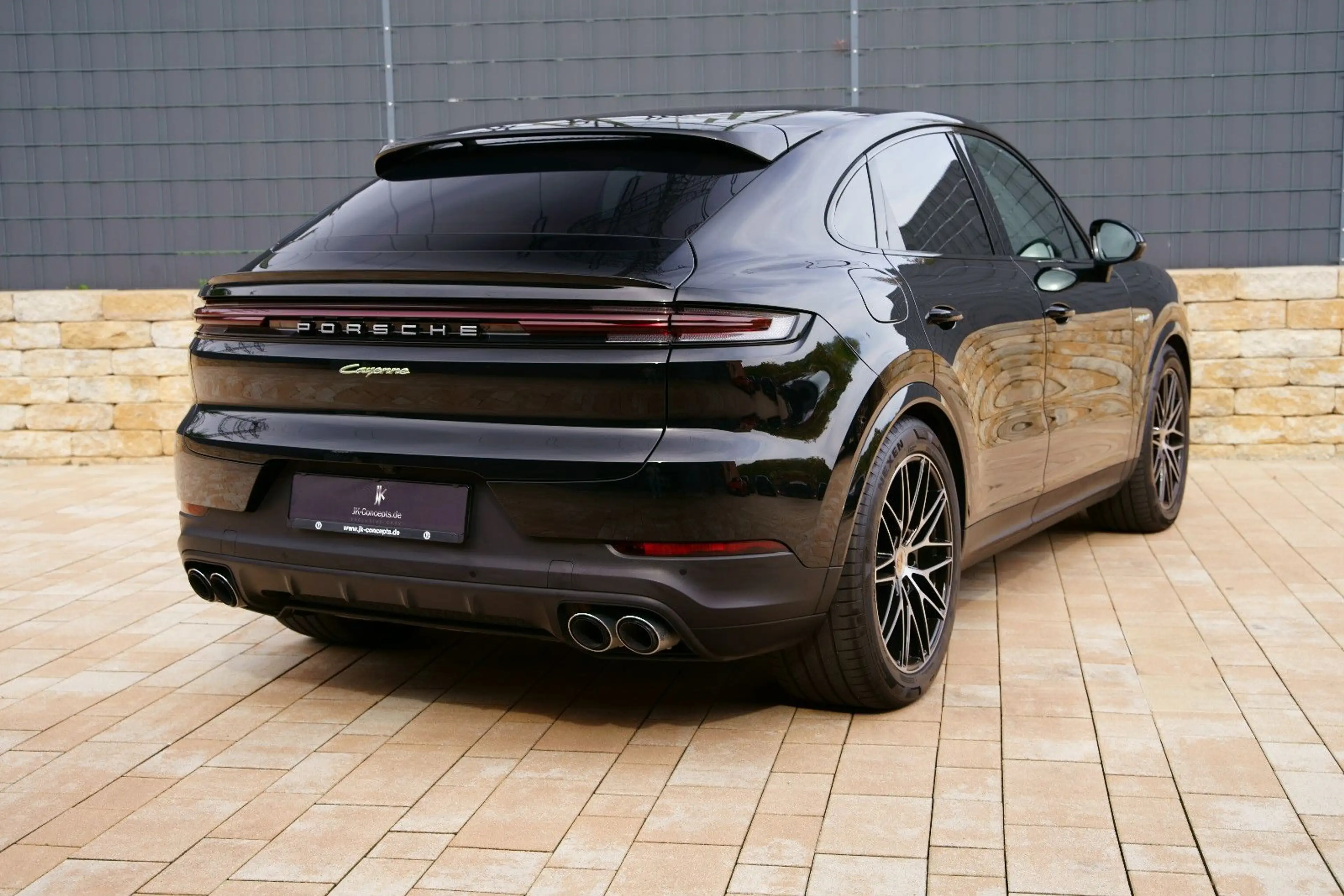 Porsche Cayenne Coupe E-Hybrid /AHK/INNO/HEADUP — photo 8