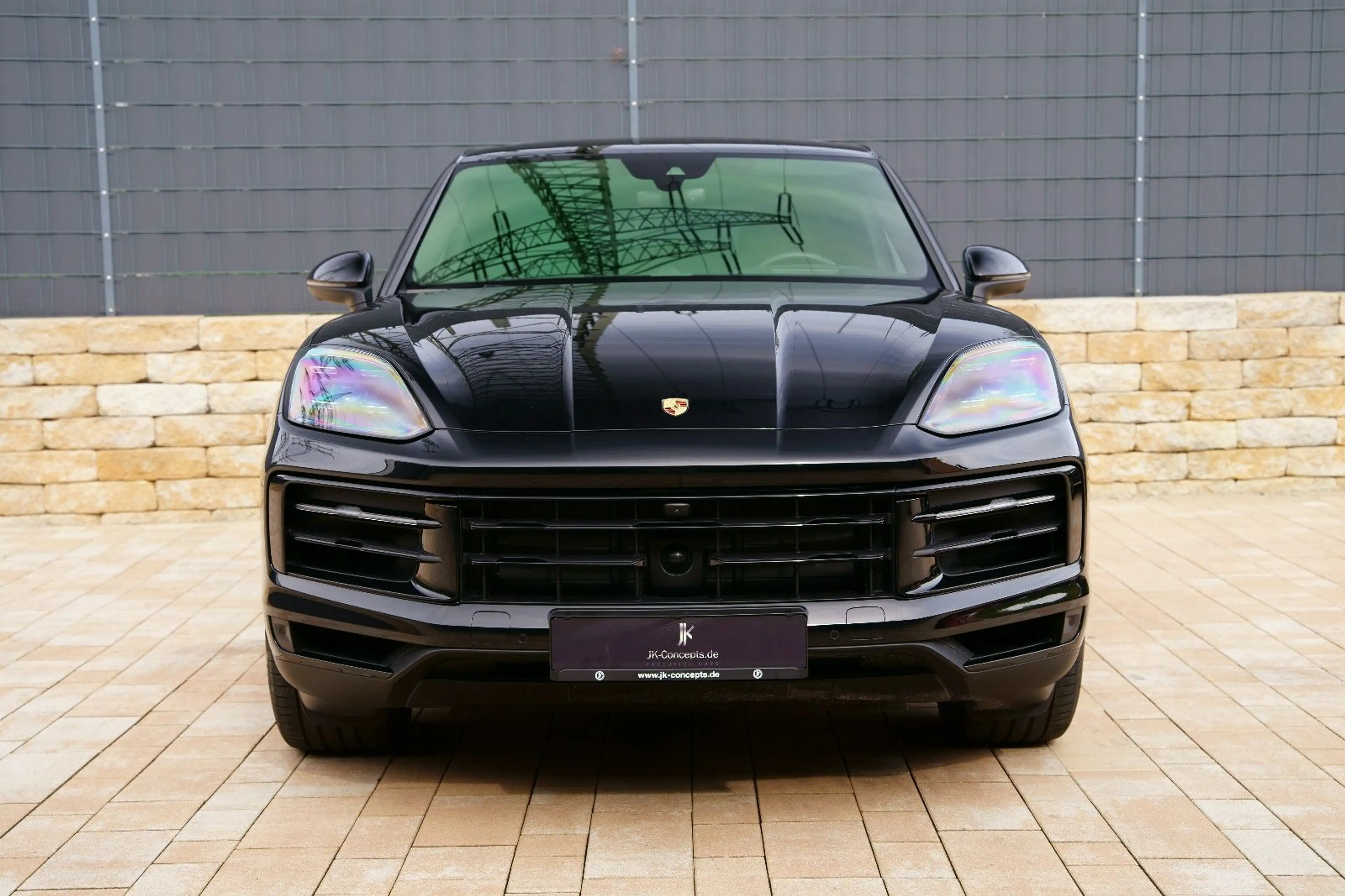 Porsche Cayenne Coupe E-Hybrid /AHK/INNO/HEADUP — photo 3