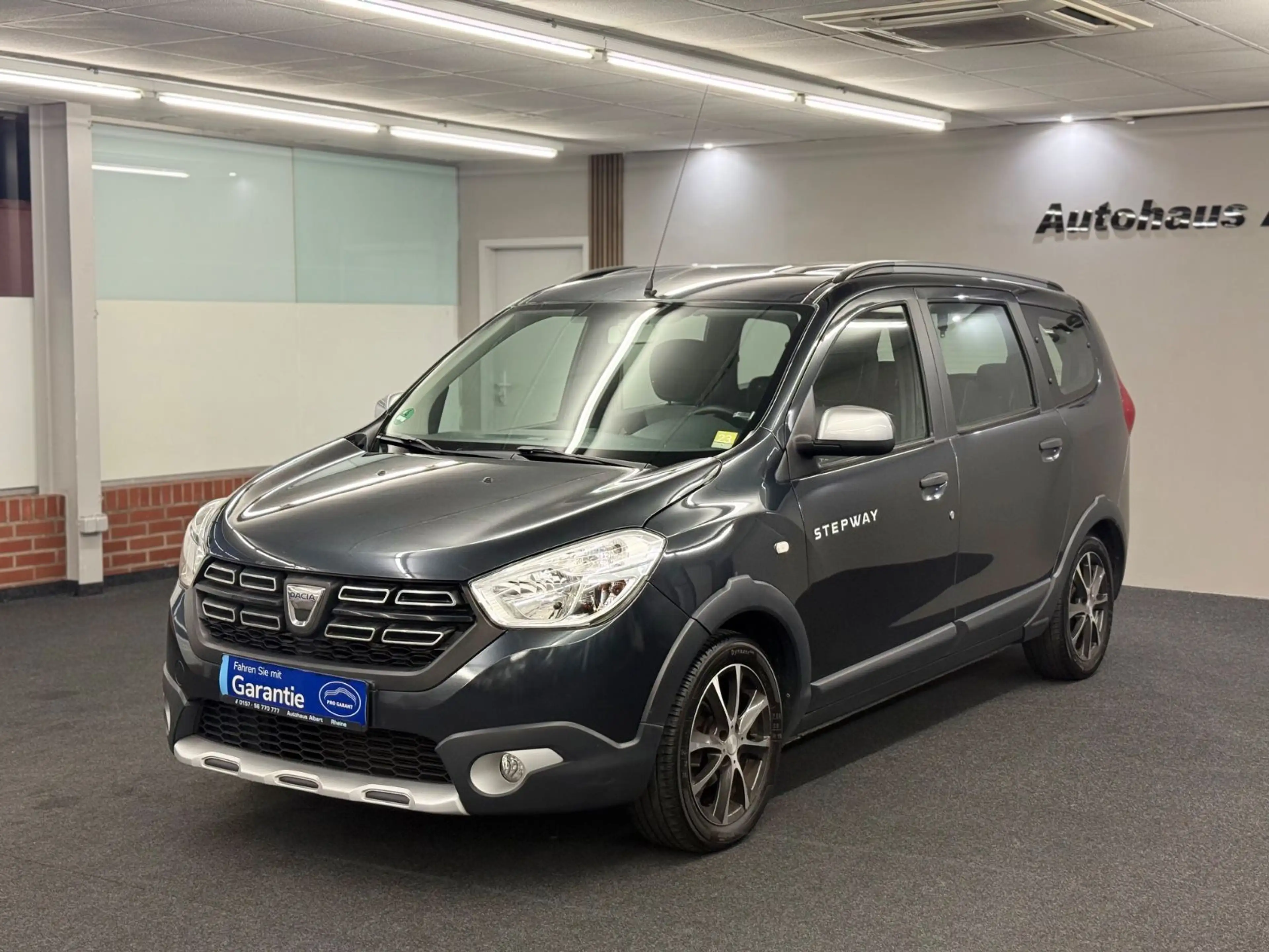 Dacia Lodgy Stepway *RFK* NAVI* SHZ* 7 Sitzer* — photo 8