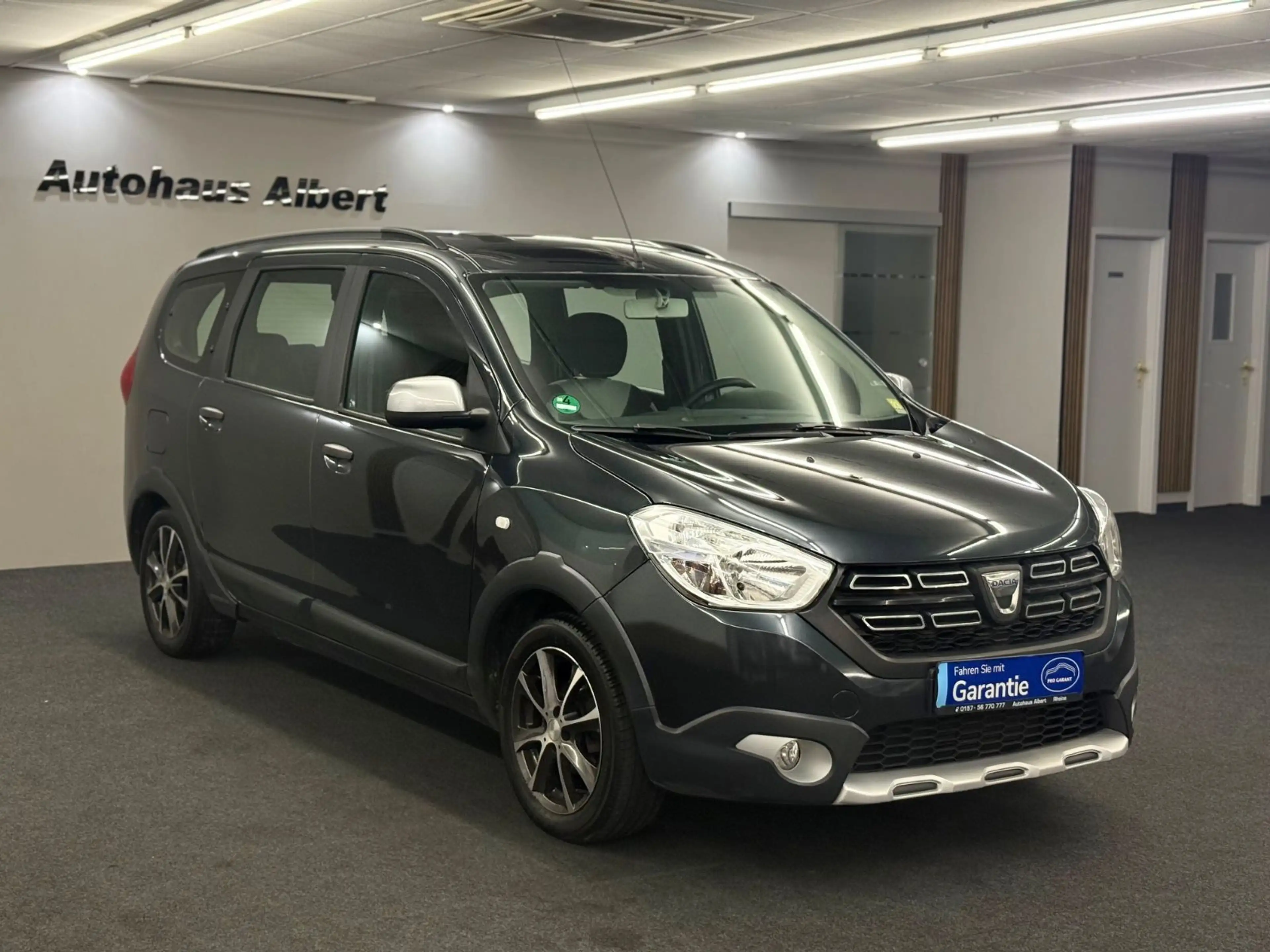 Dacia Lodgy Stepway *RFK* NAVI* SHZ* 7 Sitzer* — photo 5