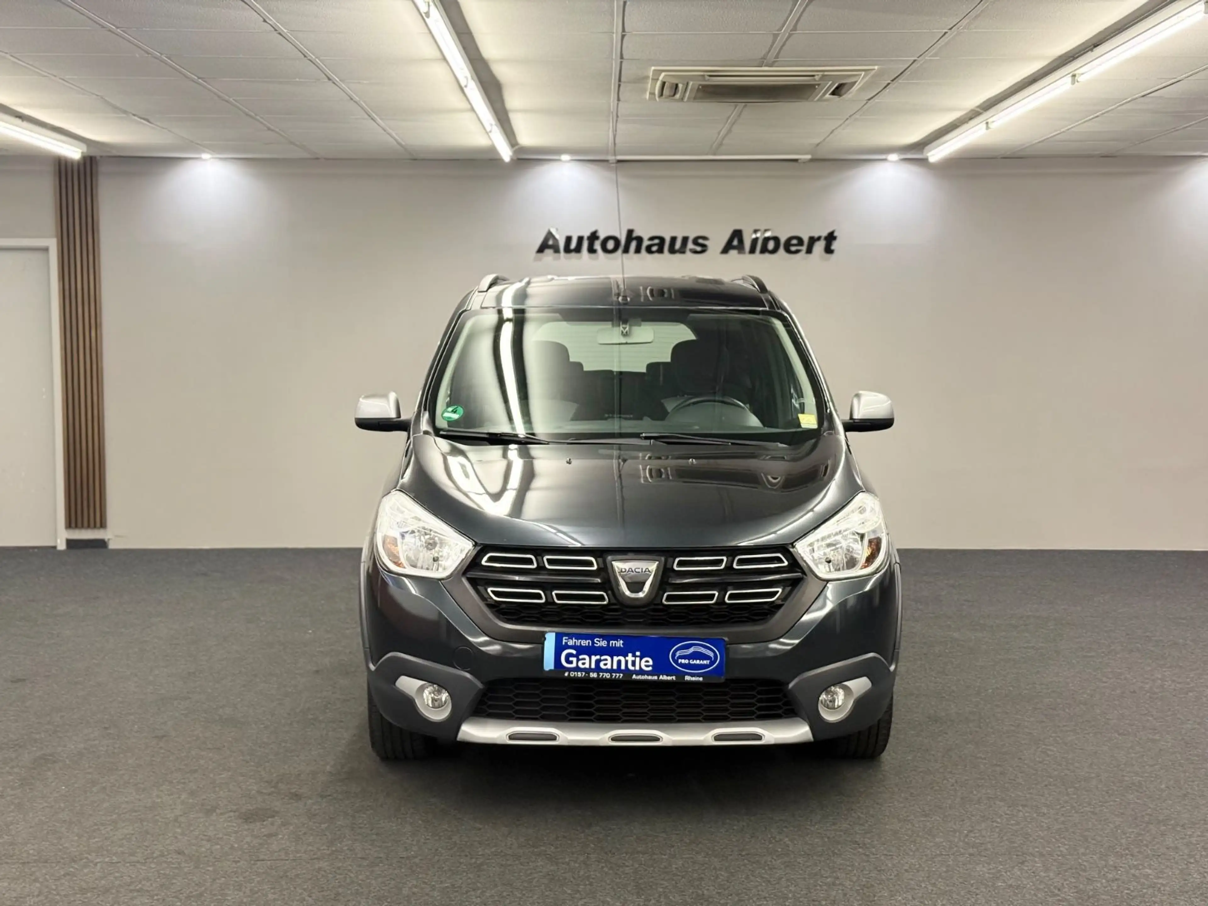 Dacia Lodgy Stepway *RFK* NAVI* SHZ* 7 Sitzer*