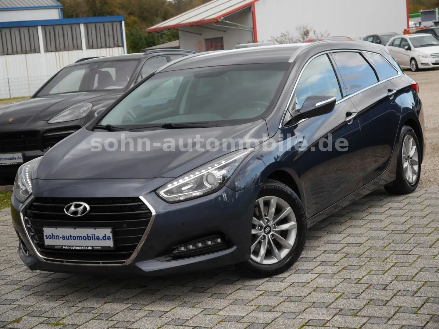 Hyundai i40 cw blue Trend AUTOMATIK/Navi/Kamera/LED/AHK Bleu - 1