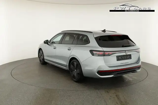 Volkswagen Passat Variant 2.0 TDI 142 kW 4Motion R-Line DSG 4M Black, AHK... Ansicht 38