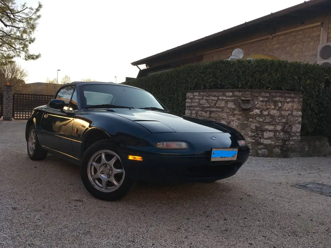 Mazda MX-5 1.6 16v Montego Blue, foto 1
