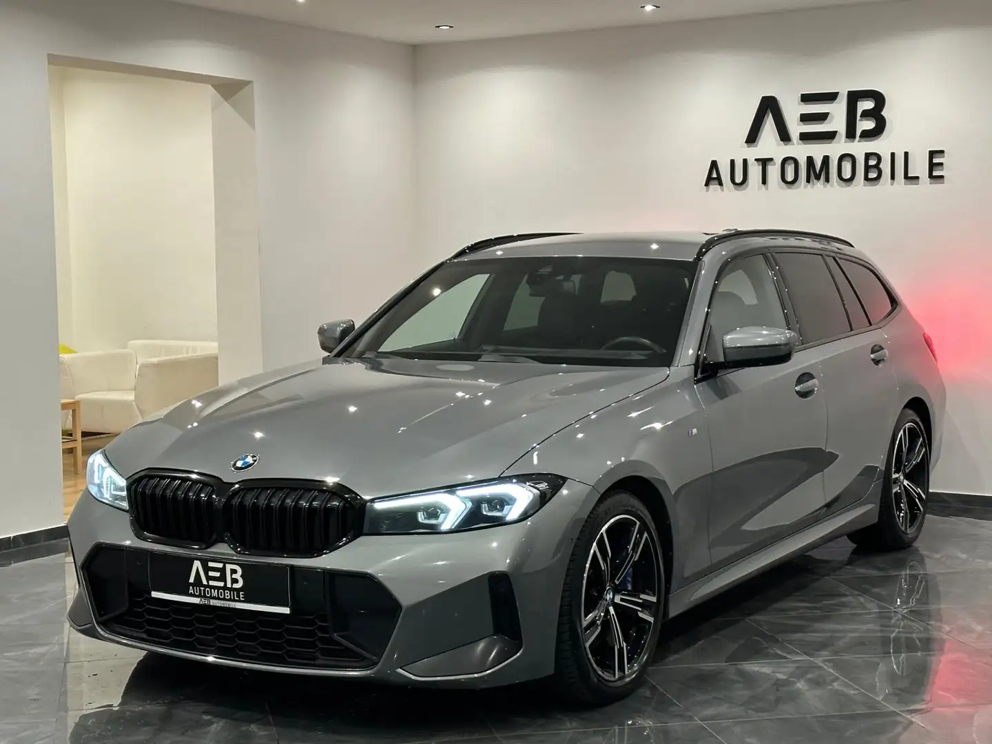 BMW 318 d Touring Aut.**M Sport**Shadow-Line**SHA**PA**LH Silber - 1