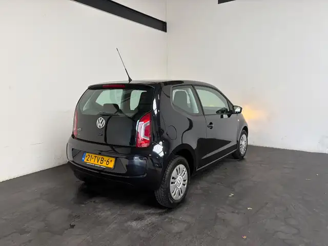 Volkswagen Up! view 2