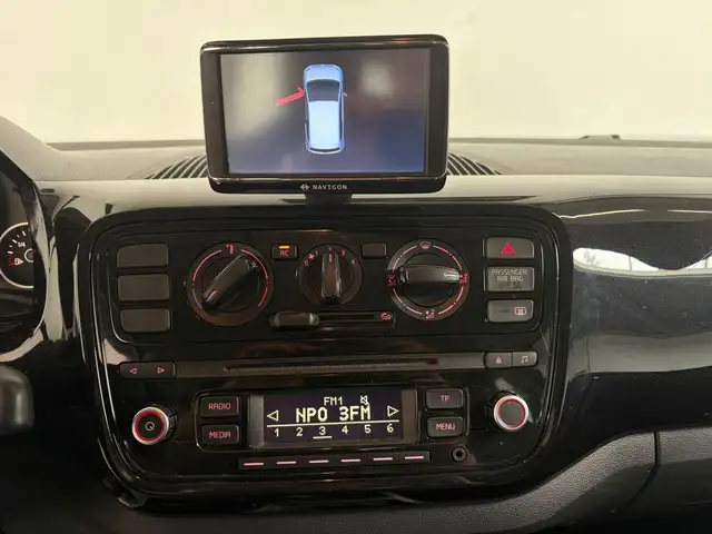 Volkswagen Up! view 15