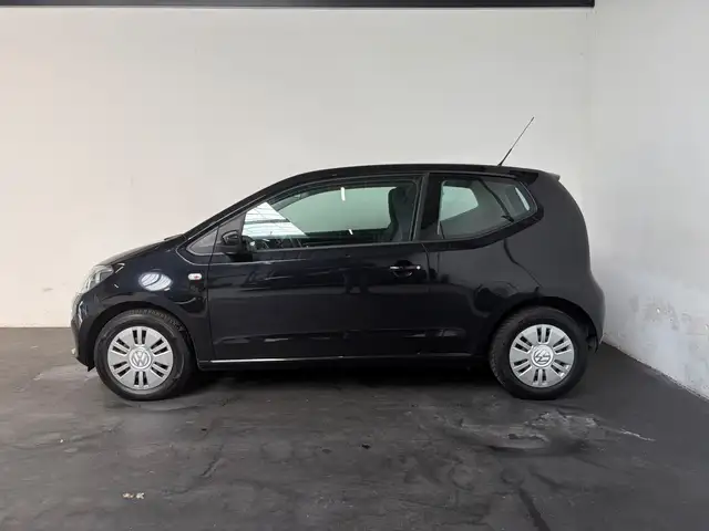 Volkswagen Up! view 20