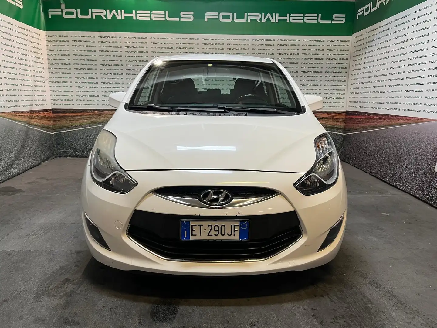 Hyundai iX20 ix20 1.6 crdi Style WWW.FOURWHEELS.IT Weiß - 1