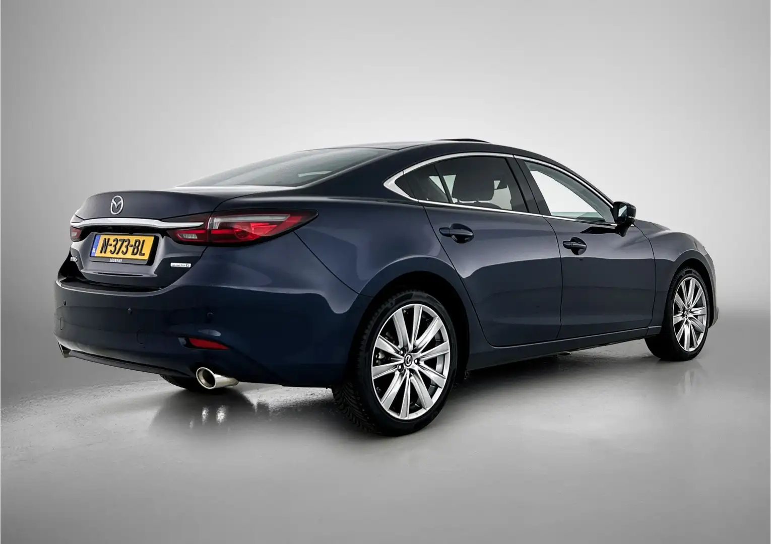 Mazda 6 2.0 SkyActiv-G 165 Luxury automaat | Dealer onderh Bleu - 2