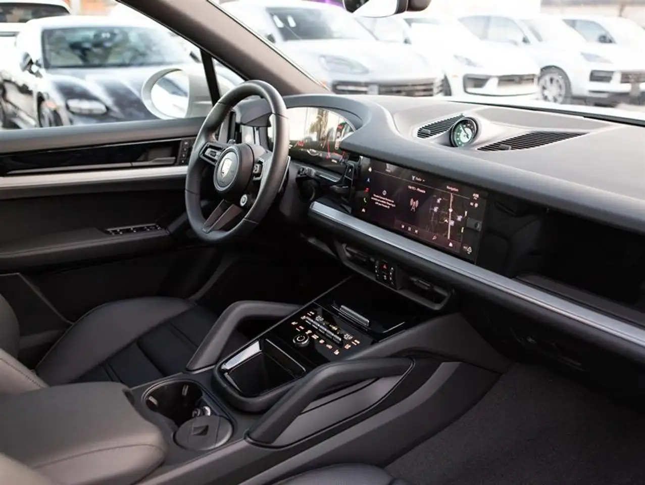 Porsche Cayenne снимка Porsche Cayenne