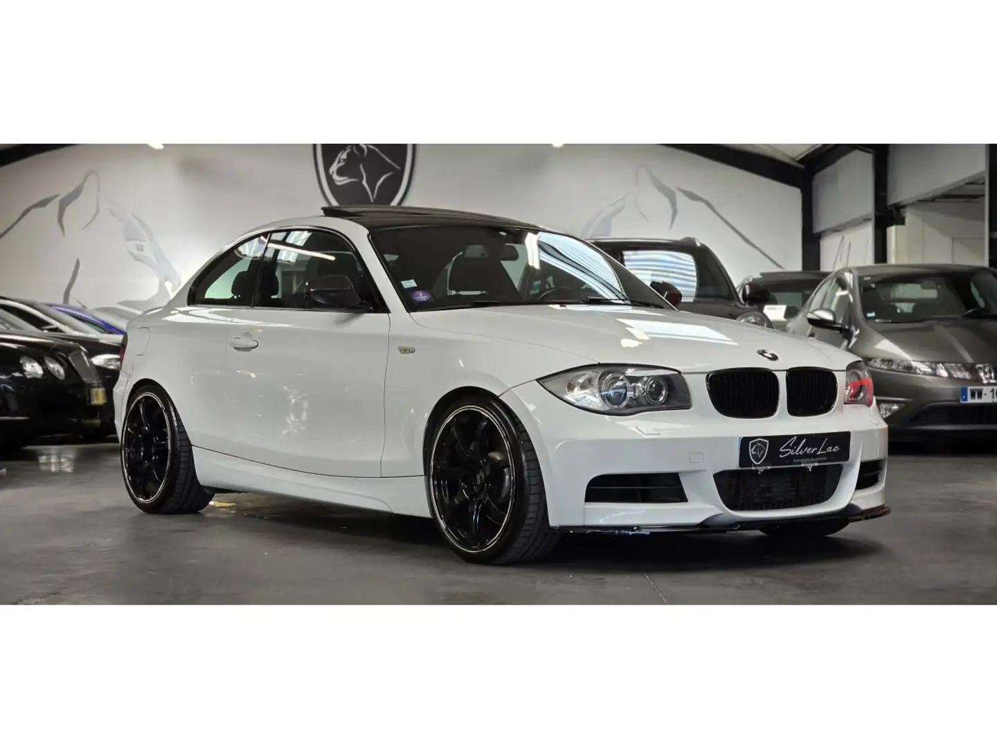 BMW 135 135i COUPE E82 SPORT DESIGN PHASE 2 LCI / HISTORIQ Alb - 1