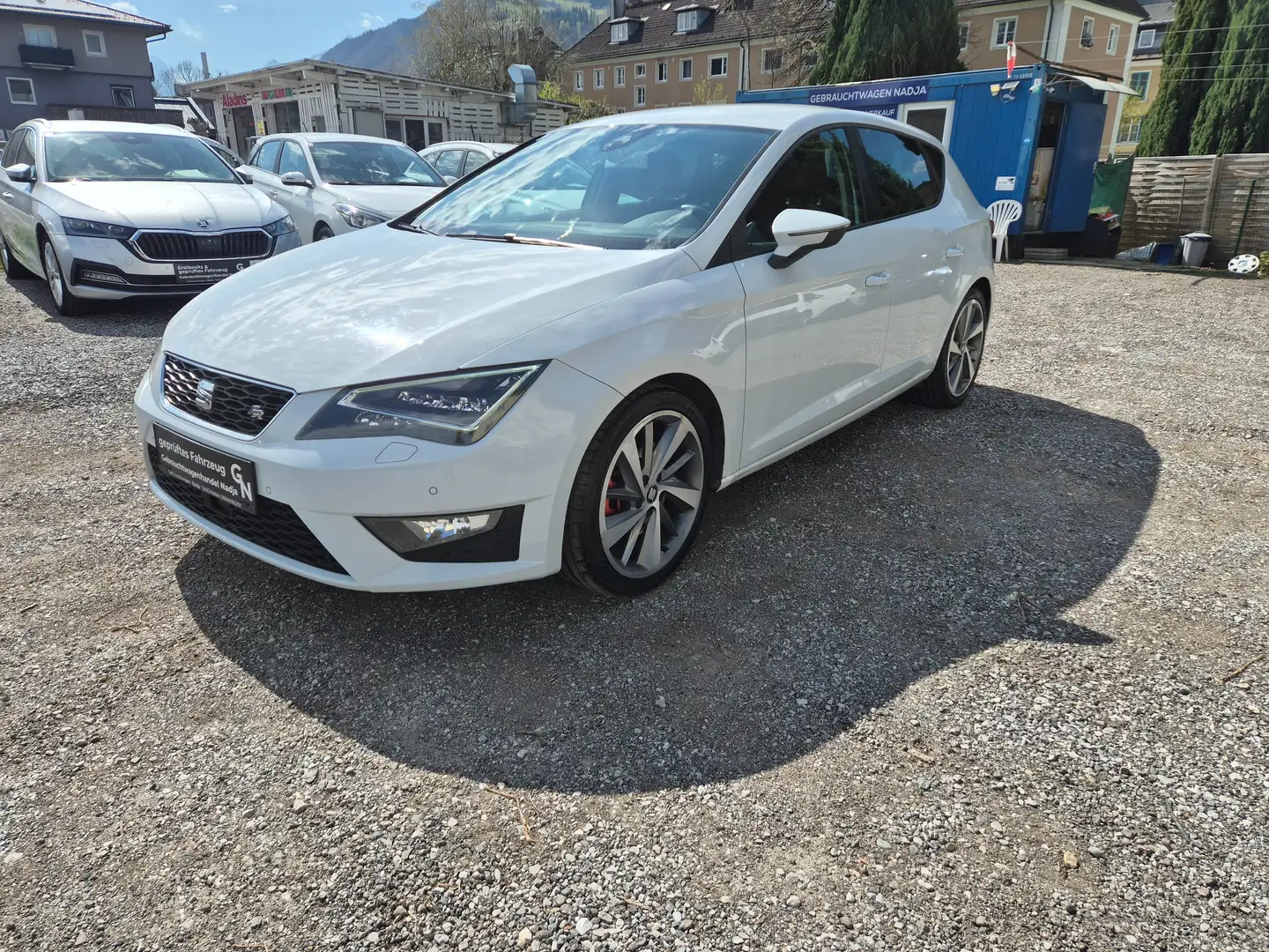 SEAT Leon FR 2,0 TDI DSG Weiß - 1