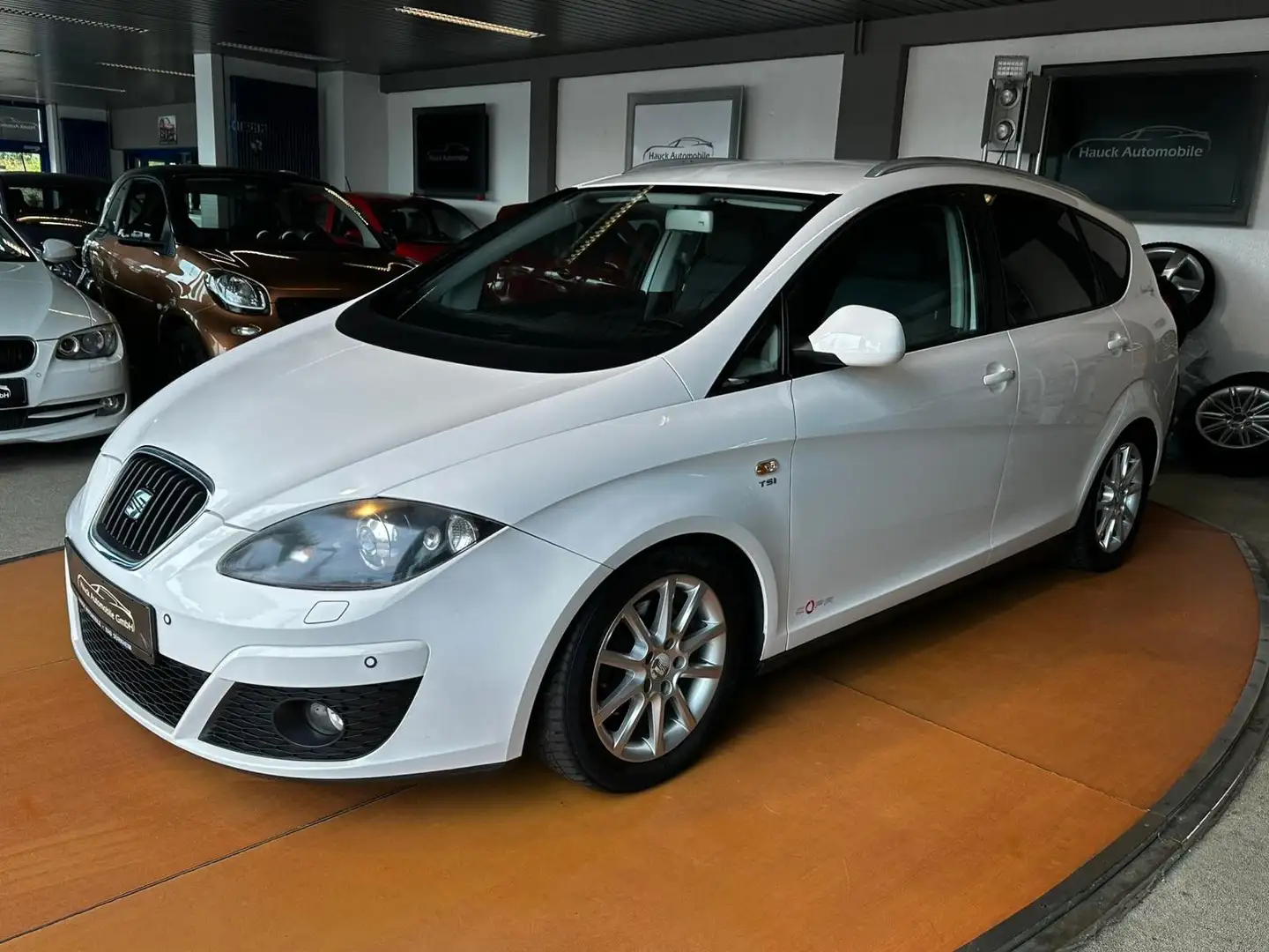 SEAT Altea XL Stylance NAVI/XENON/SHZ/PDC/TEMPOMAT Білий - 1