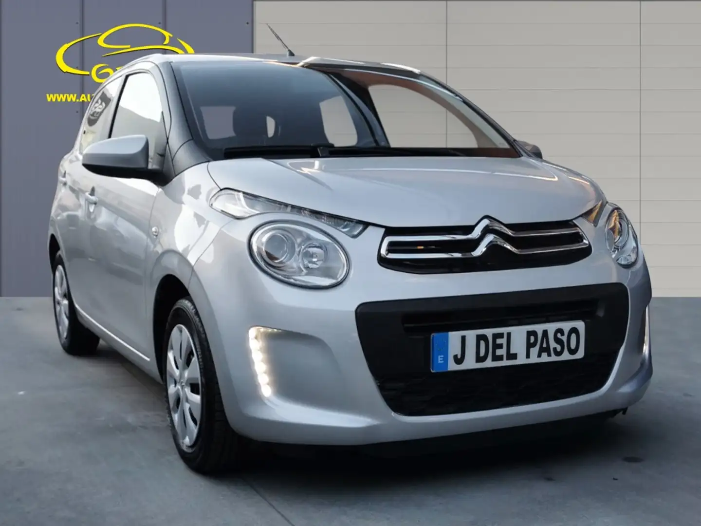 Citroen C1 1.0 VTi Feel 72 Plateado - 1
