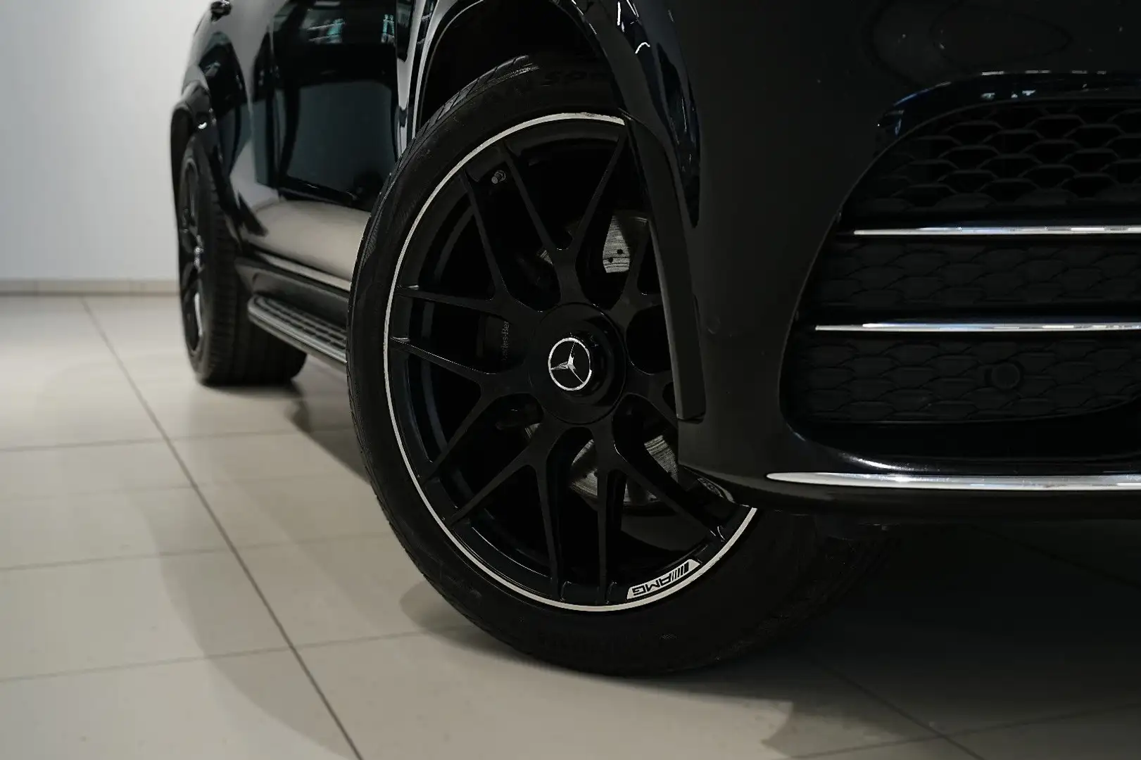 Mercedes-Benz GLE 400 d|AMG|7-SITZ|LUFT|MEMORY|PANO|360°|BURMS| Noir - 2