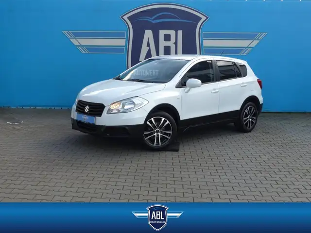 Suzuki SX4 .S-CROSS.PDC.KLIMA.1HAND.TEMPOMAT Klima Xenon