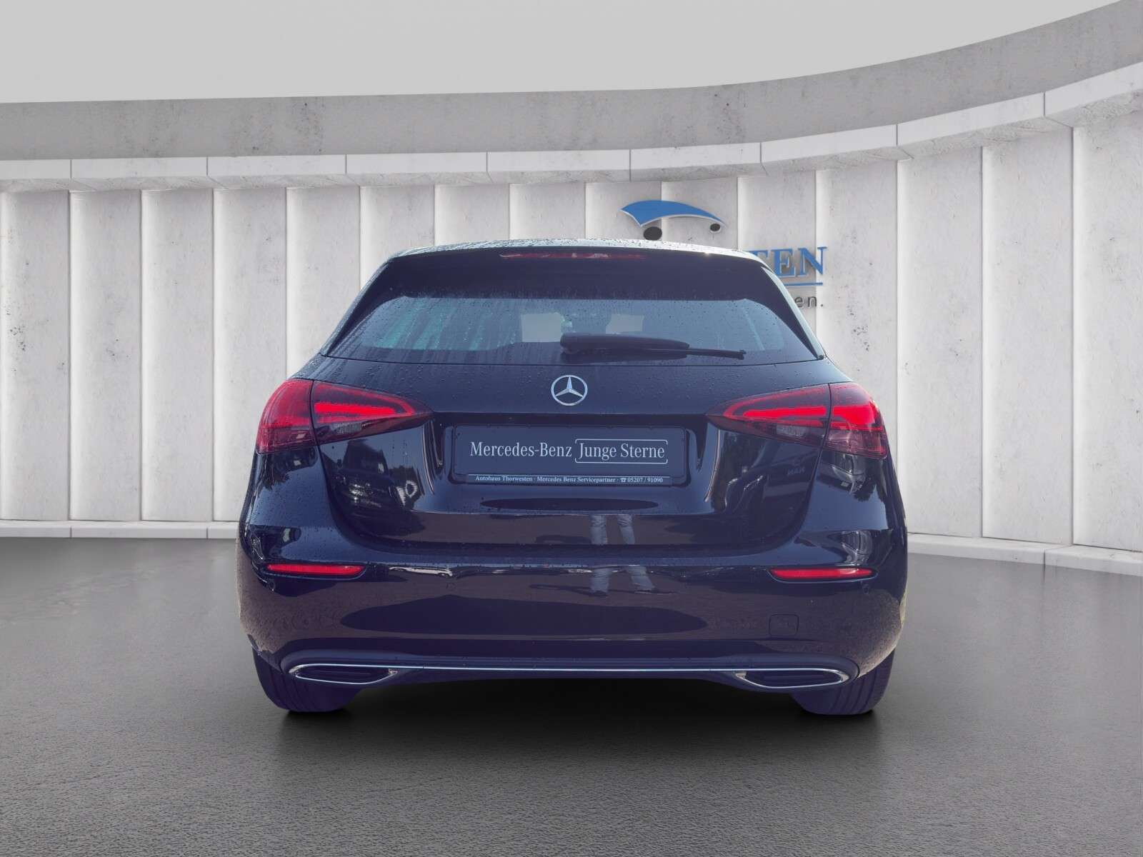 Mercedes-Benz A 180