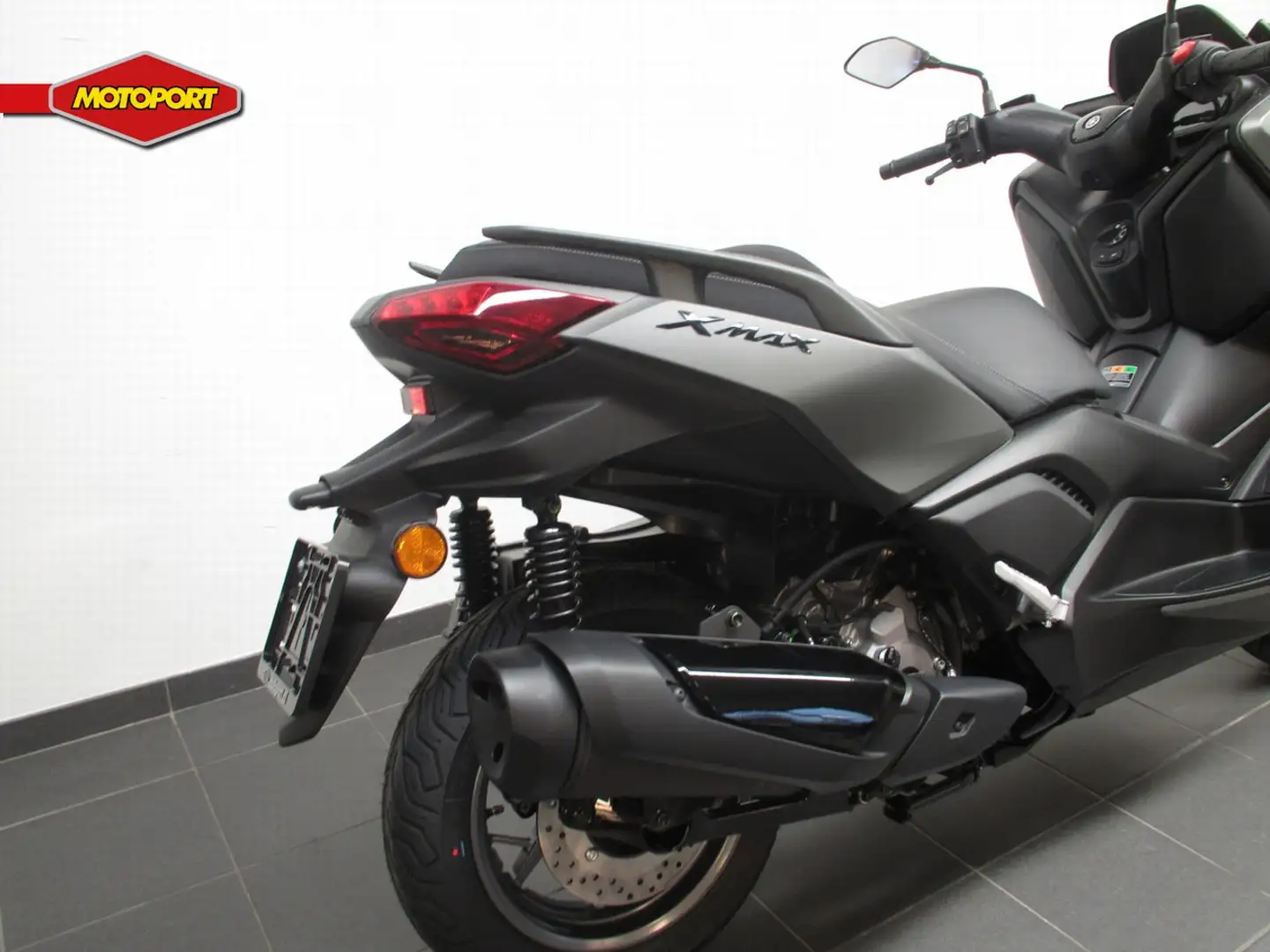 Yamaha X-Max 300 Verde - 2