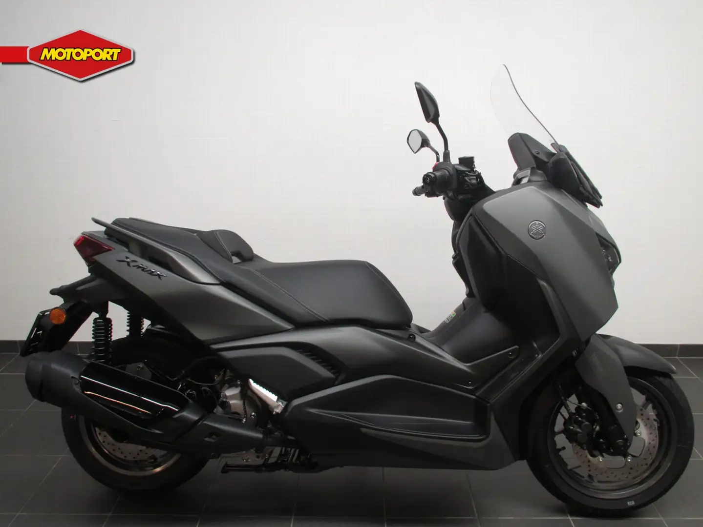 Yamaha X-Max 300 Verde - 1