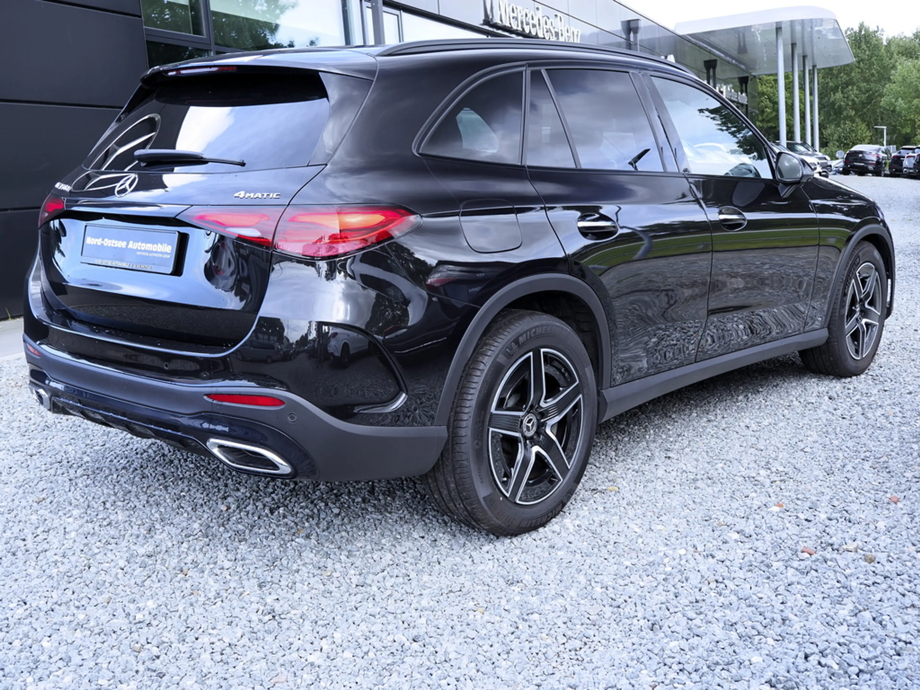 Mercedes-Benz GLC 450 d 4M AMG PANO AHK NIGHT SOUND 360° KAM — photo 6
