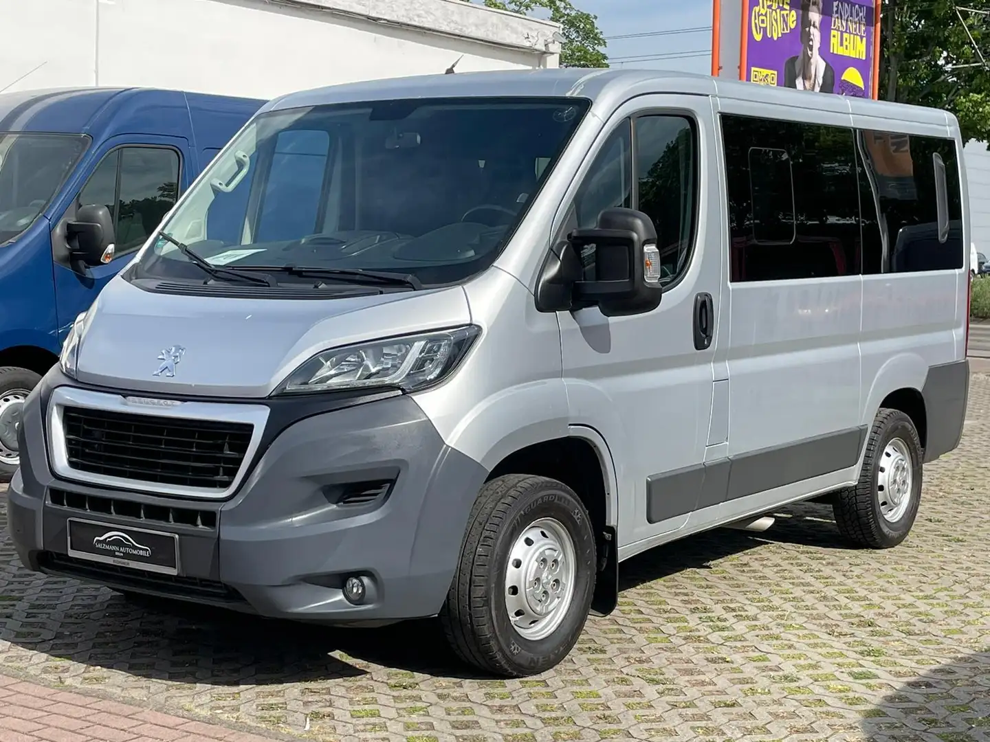 Peugeot Boxer 2.0 HDI//9.Sitze/1.Hand/KLIMA/TOPZUSTAND// Silber - 2