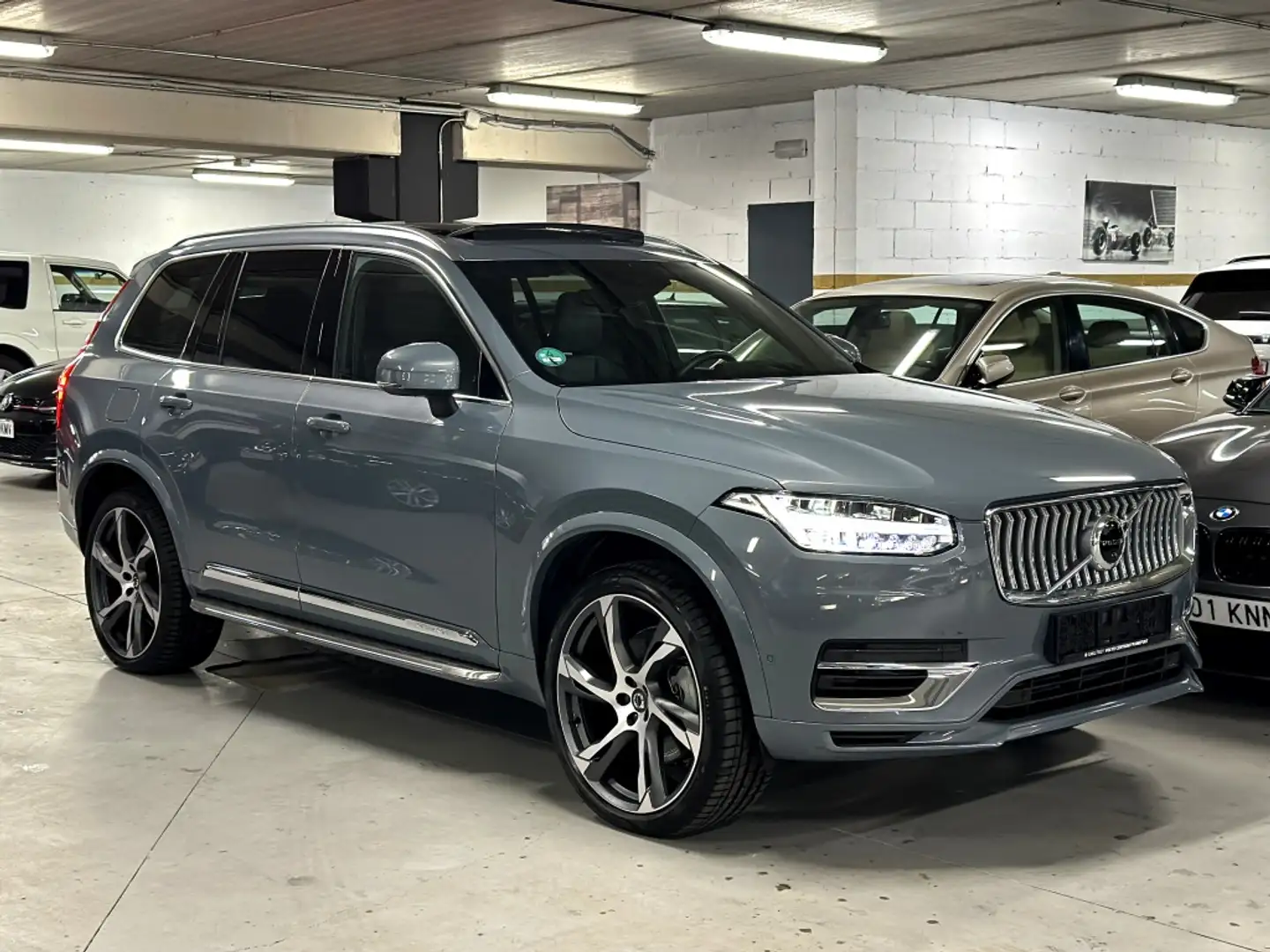 Volvo XC90 T8 Twin Recharge Inscription AWD Aut. Grau - 1