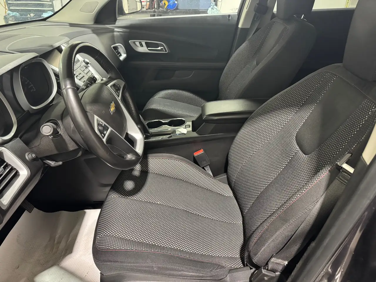 Chevrolet Equinox снимка Chevrolet Equinox