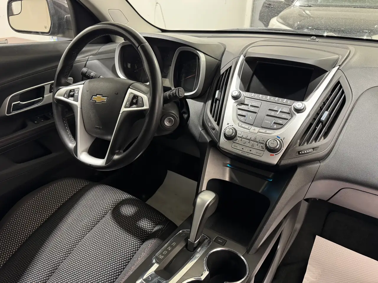 Chevrolet Equinox снимка Chevrolet Equinox