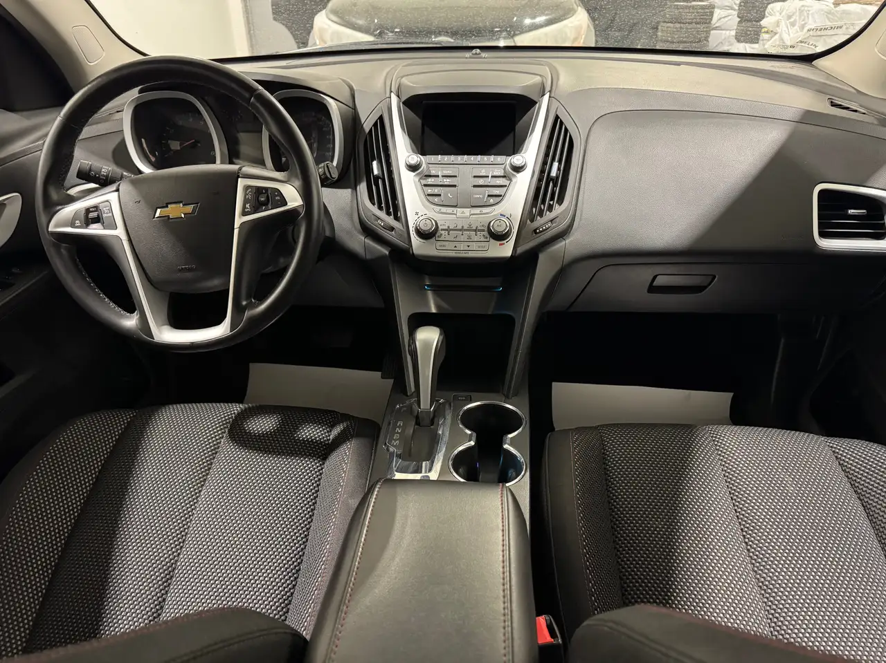 Chevrolet Equinox снимка Chevrolet Equinox