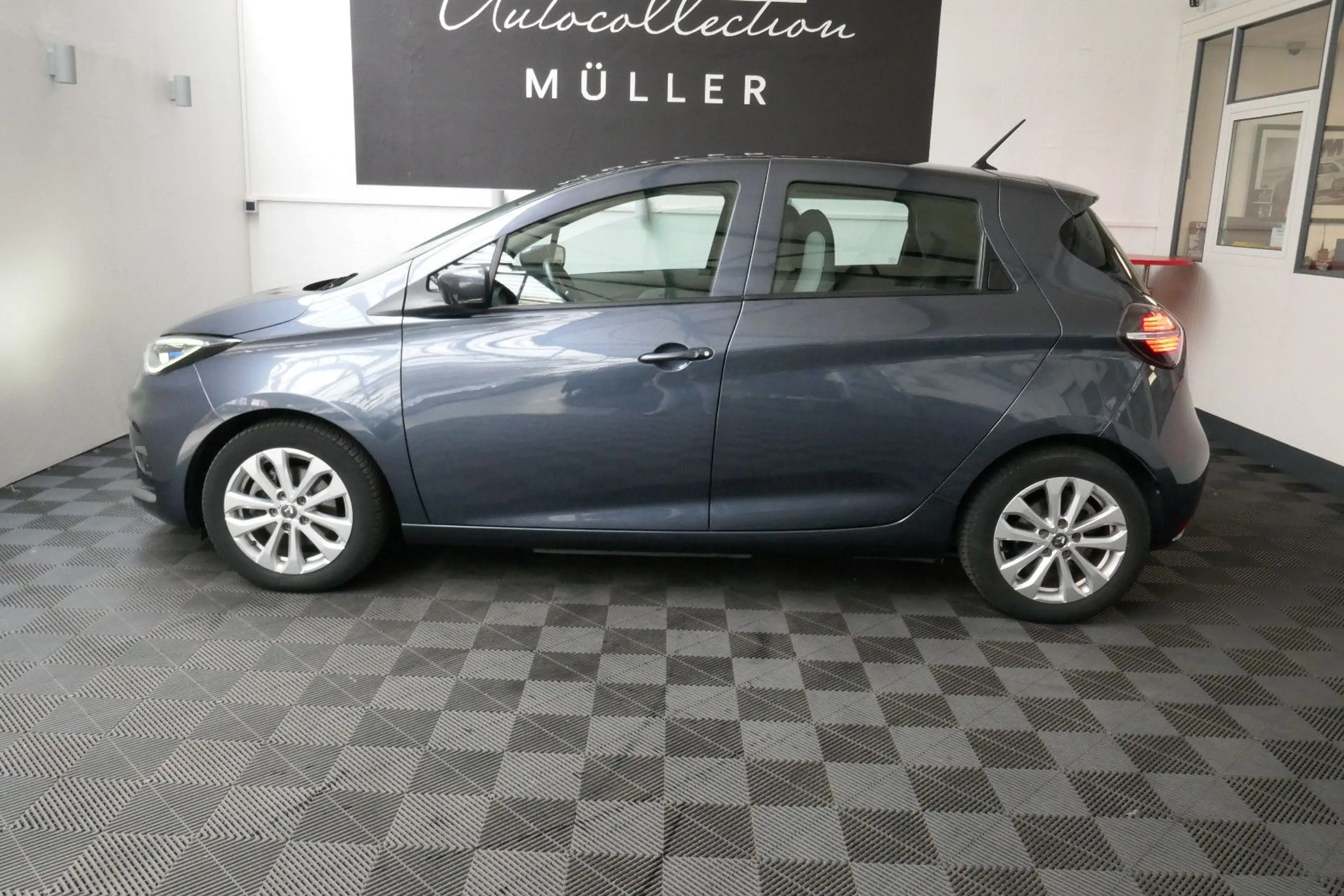Renault ZOE Zoe Evolution — photo 7