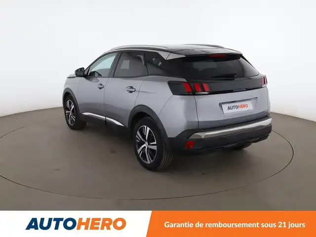 Peugeot 3008 view 4