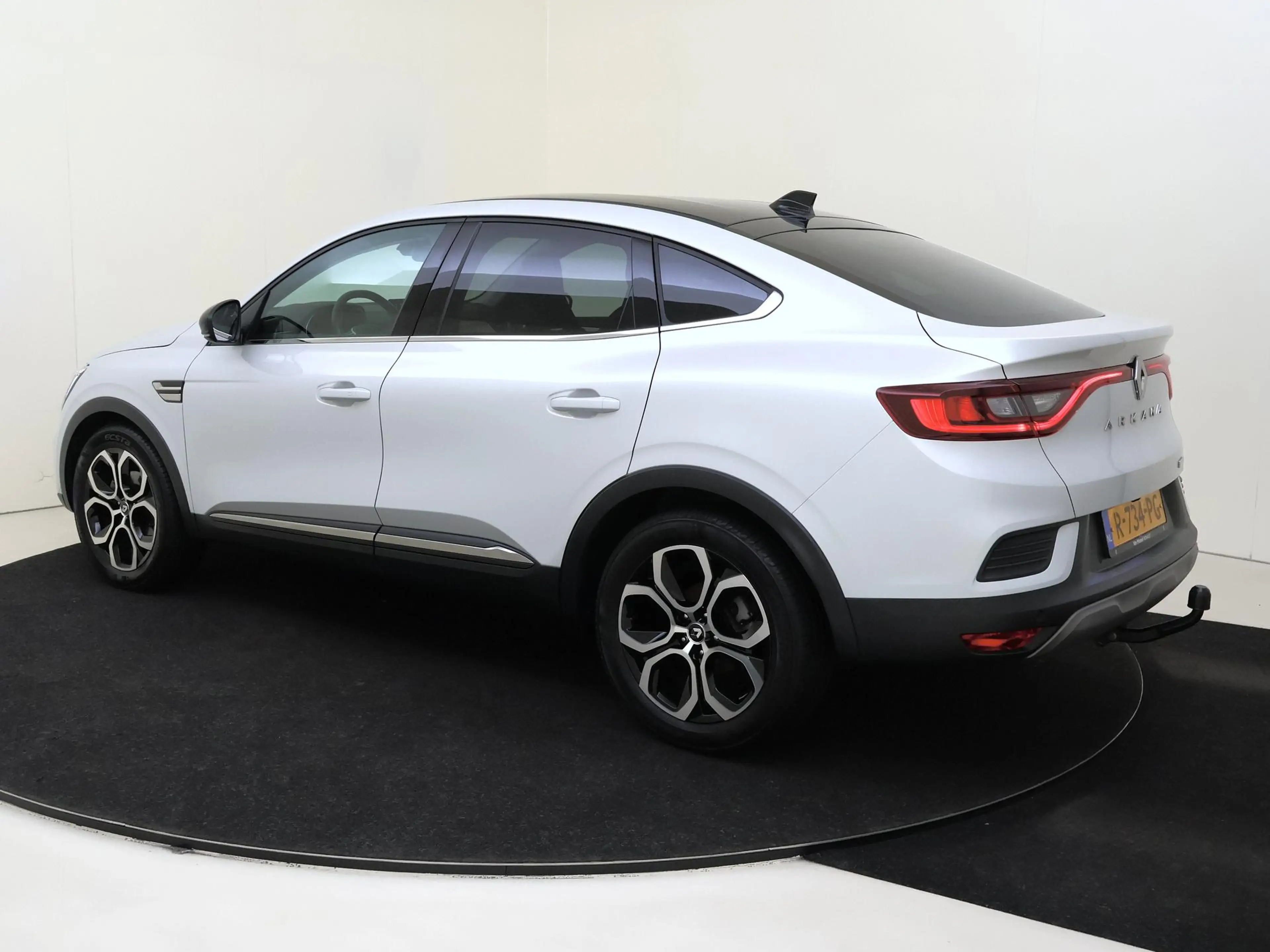 Renault Arkana 1.6 E-Tech Hybrid 145 Intens | Automaat | Parkeers — photo 3
