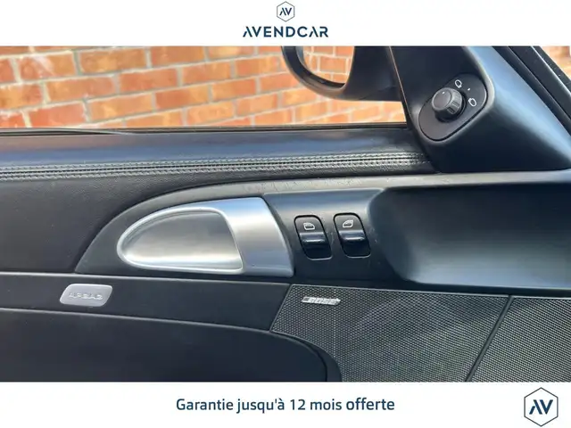Porsche Cayman view 13