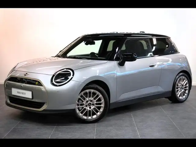 MINI Cooper SE HARMANKARDON DRIVE ASSIST PLUS PANORAMADAK JCW ZET